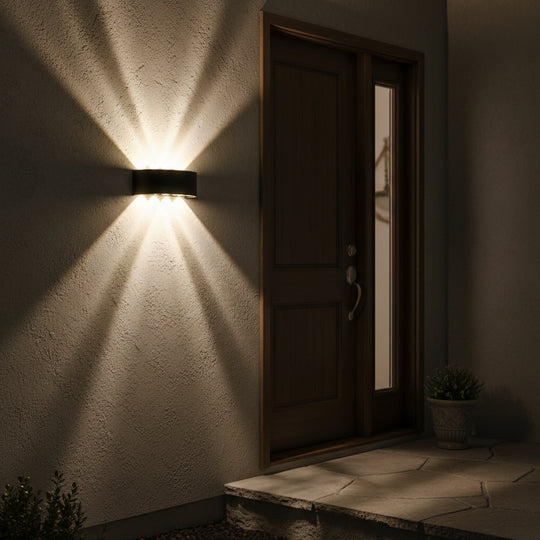 Applique murale d'extérieur LED Ellis, 8 W, 8 sources lumineuses, lumière chaude, appliques d'extérieur noires Titre par défaut Alessandro Design