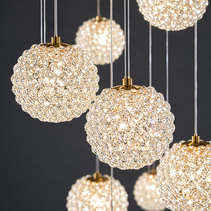 Lustre en cristal MILLE, 18xG9, diamètre 60 cm x hauteur 340 cm, cristal et métal, doré