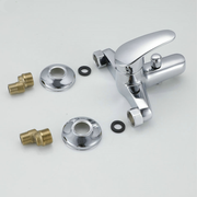 Mitigeur de baignoire, pomme de douche et flexible inclus, alliage, cartouche céramique, chrome, CD001