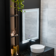 Miroir LED rectangulaire, 60x80 cm, Verite MotionGlow Marcello, système anti-buée, horloge et thermomètre, intensité variable