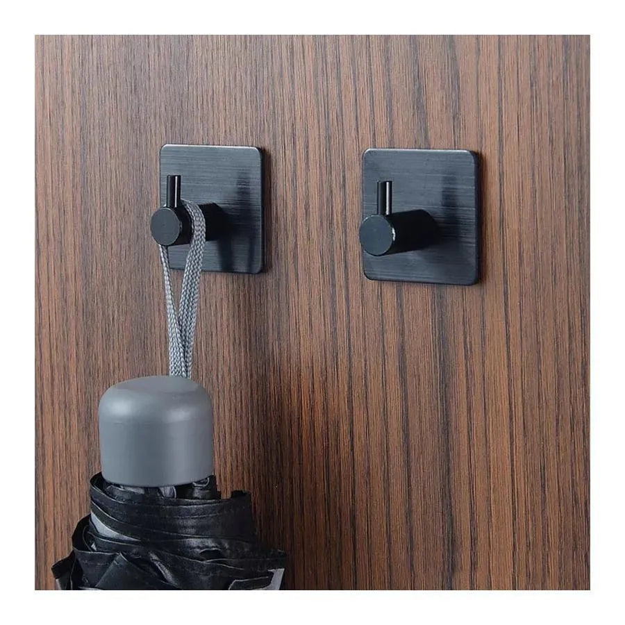 Cintre avec autocollant noir GJ648