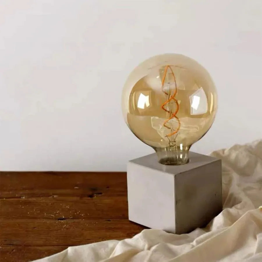 Ampoule à filament spiralé E27, 4W, lumière chaude