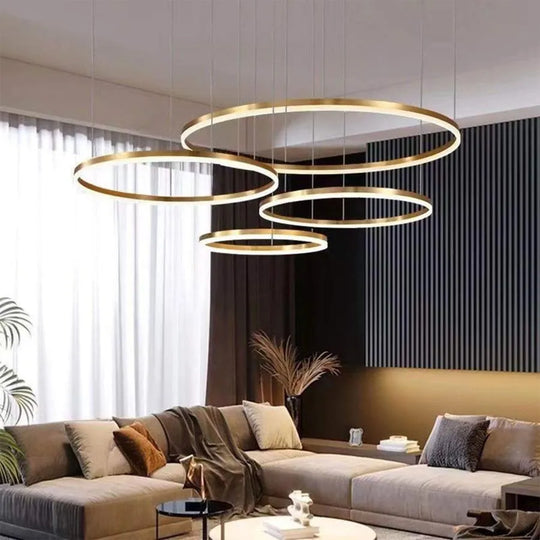Lustre LED suspendu avec télécommande ADELAIDA 226W, 4 Cercles, Lumière Froide/Chaude/Neutre, Intensité Variable, Or Brillant, Hauteur Réglable Lustres Modernes Titre par défaut Alessandro Design